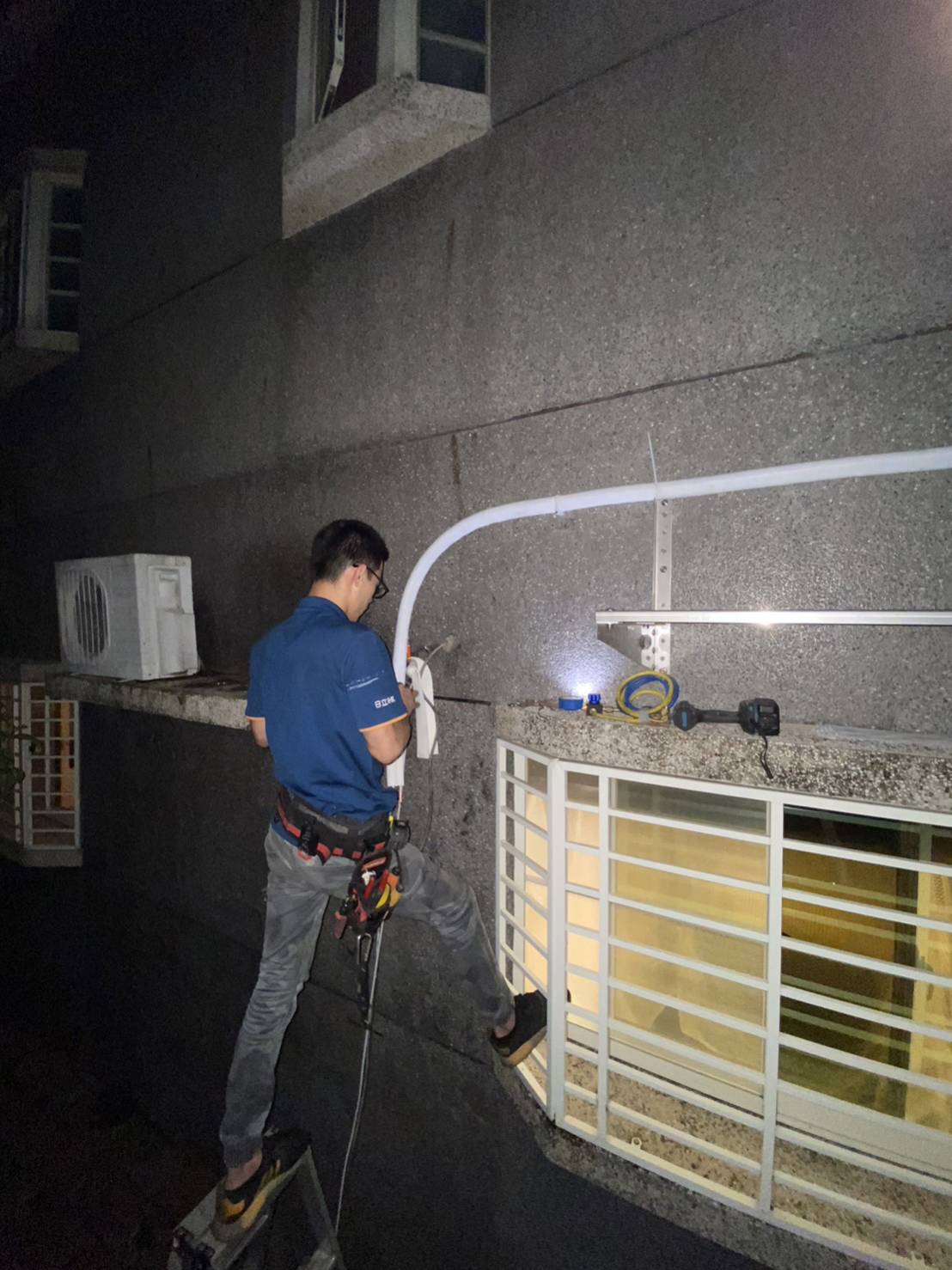 室外機配管安裝